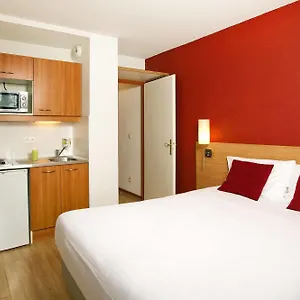 Aparthotel Sejours & Affaires Geneve Genis **